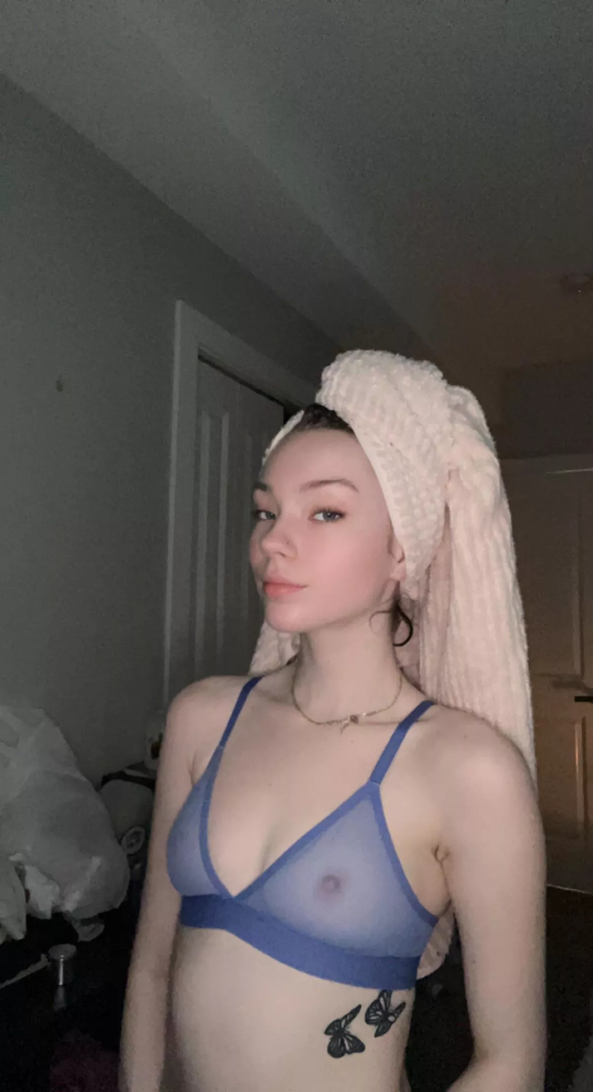 Do you like my new top 😚 F18