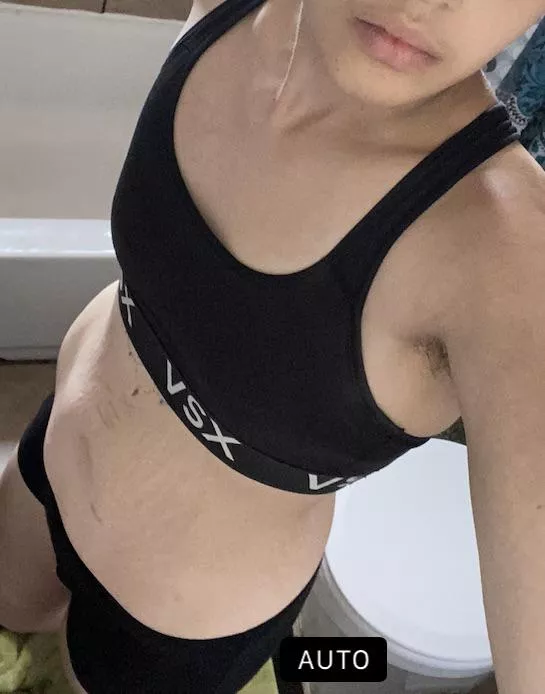 Getting back into my gym and [f]itness/diet routines.. would you wanna help keep me on track? 💪🏼😉