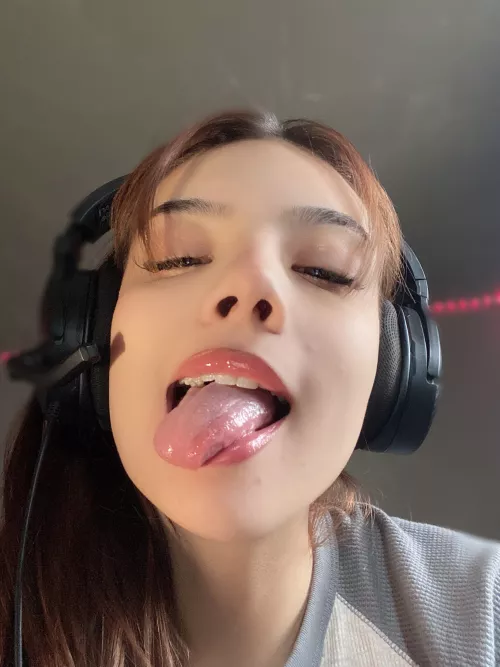 Had to pause my game of Overwatch to take this, hope it's worth it