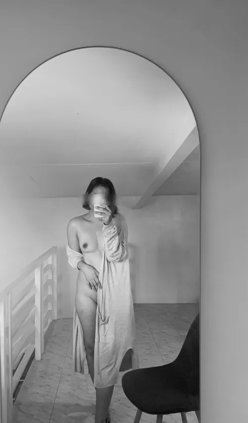 Hi, I hope you have no work today. Happy weekend! [F]