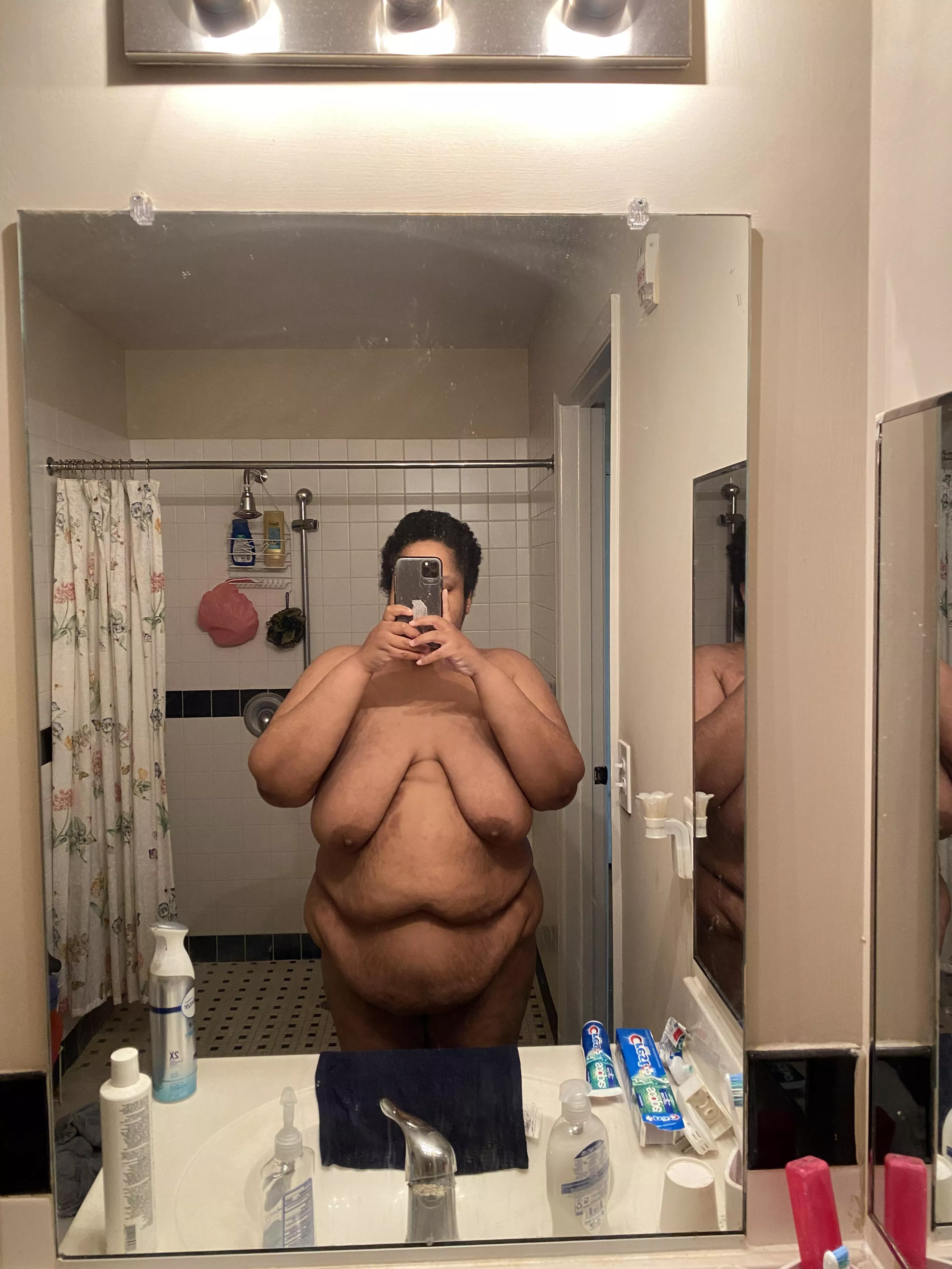 Hi zaddy! Can we take a shower together?? ;D