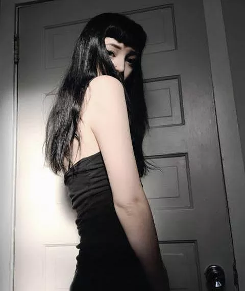 Hit an arrow for an instant humiliation task.[F]