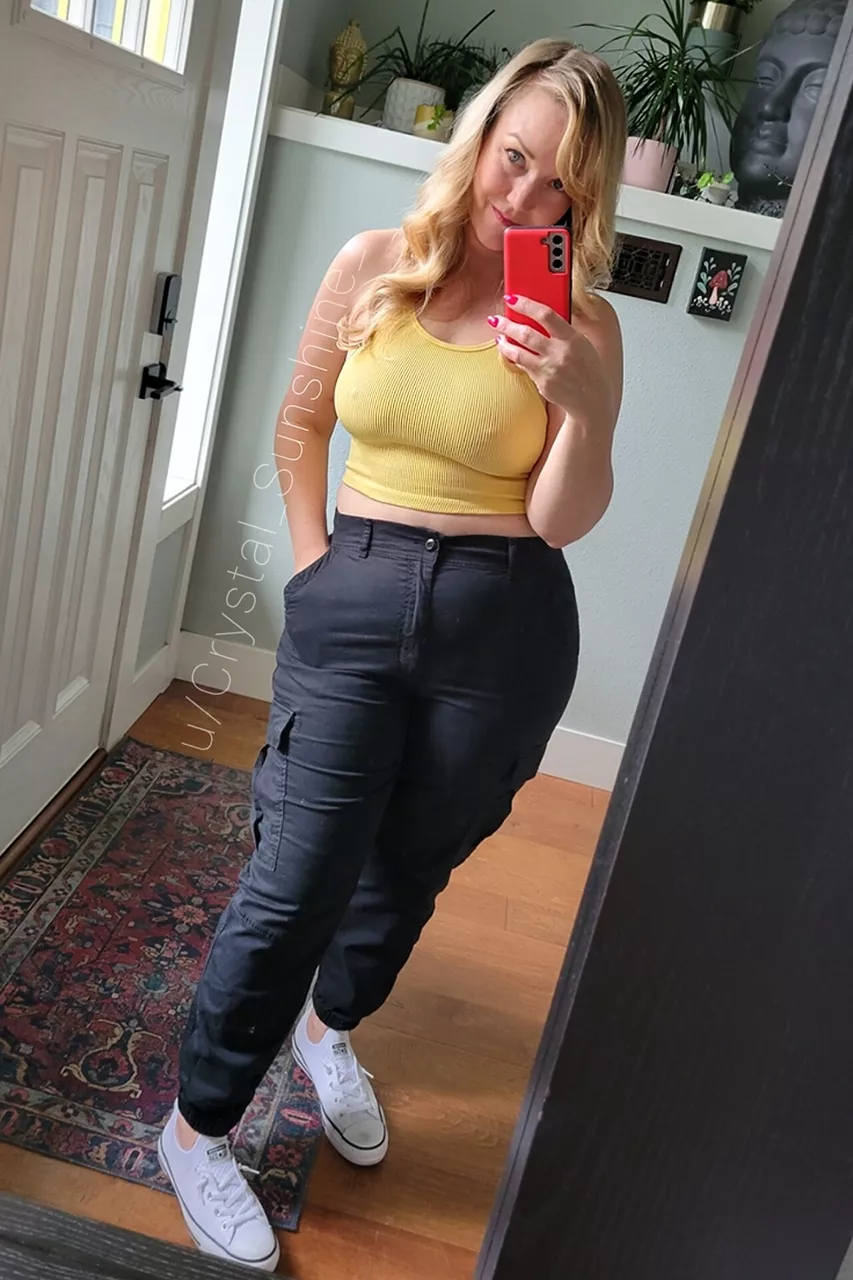 I hope that you like my Mombod on clothes too [F49]