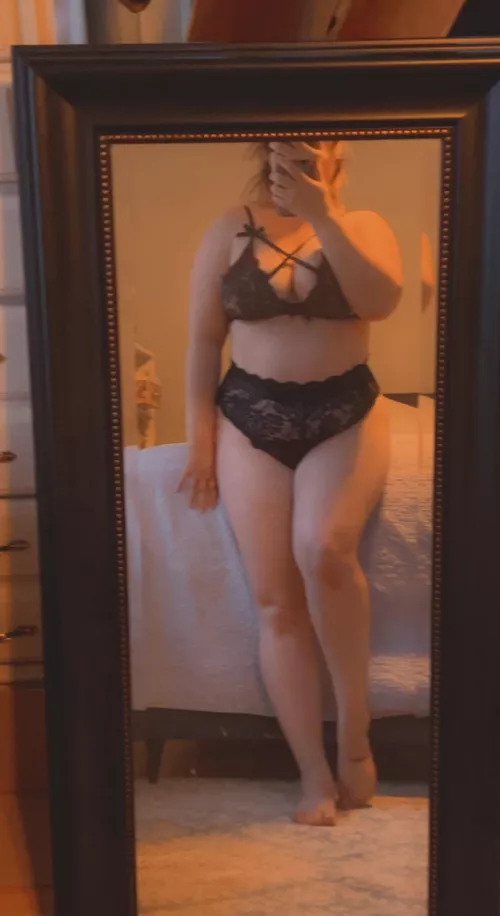 I hope you love these curves [34F]