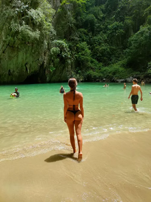 I like it when panties dig into my ass [F] 23