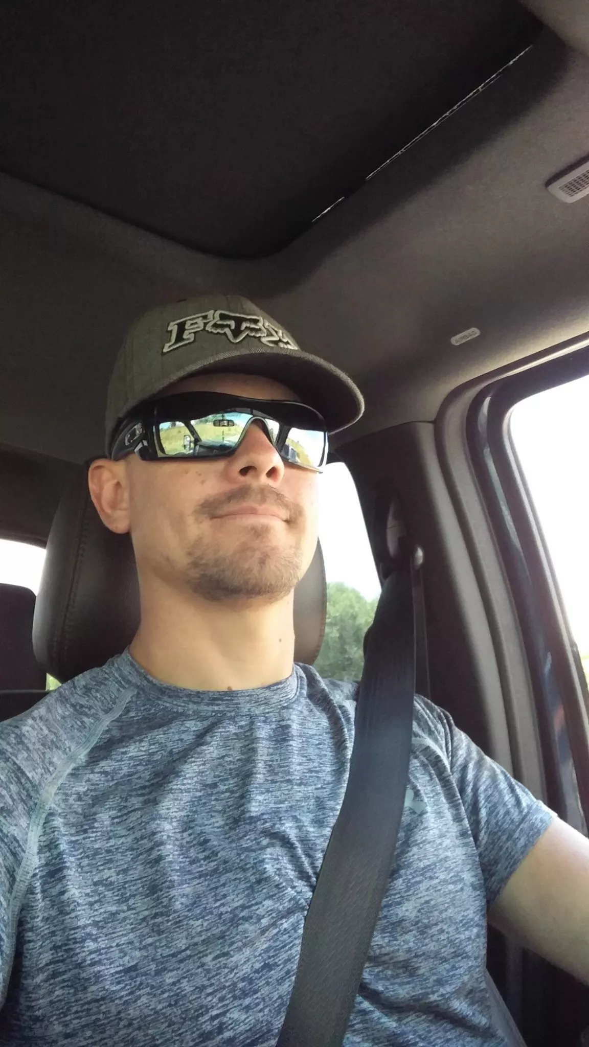 I want a girl to make me a sissy sluy