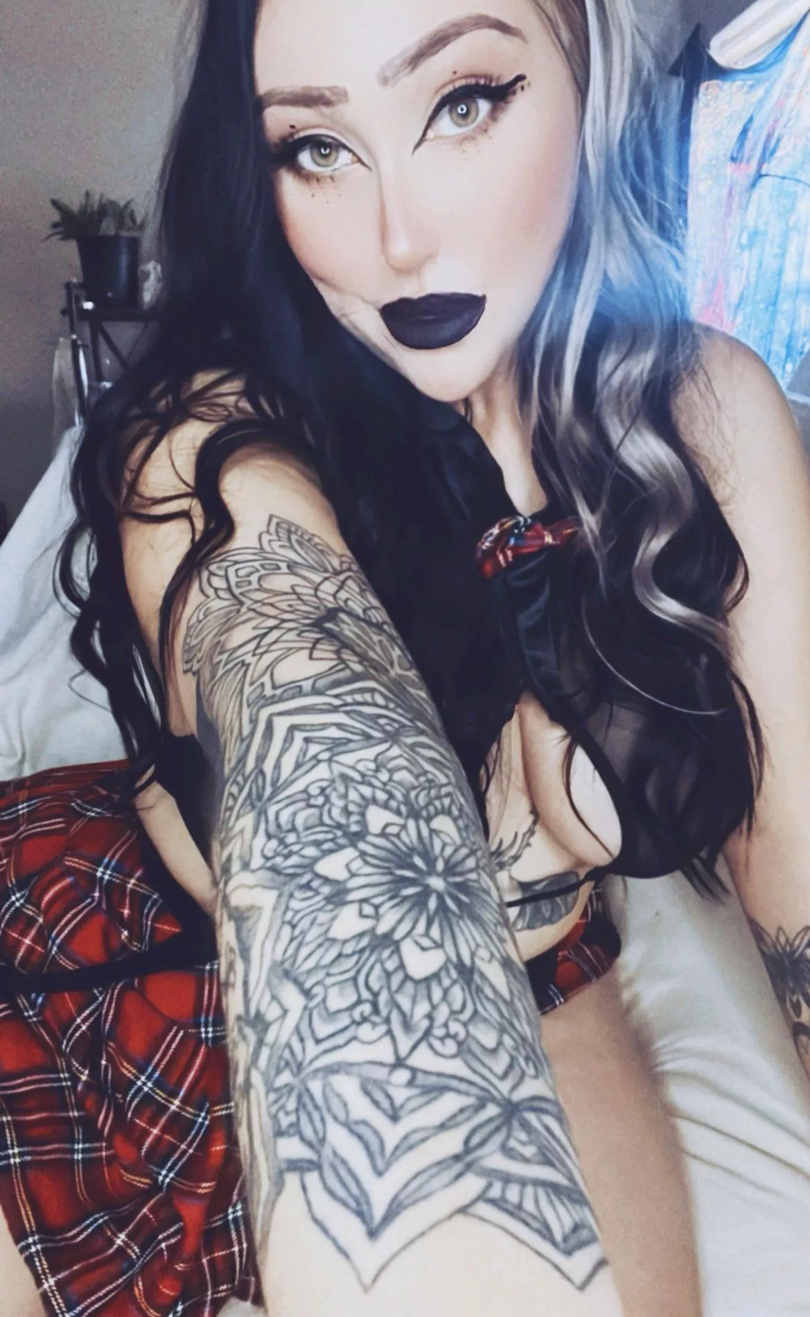 i’d look cuter on top of you <3