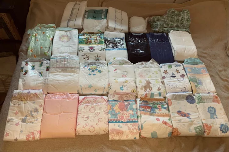 If you had come to me when I started and said that not only would there be a huge variety of adult diapers to choose from, but many are FOR abdl inclined folk? I wouldn’t believe you for a second. And here we are, and it’s friggin amazing.