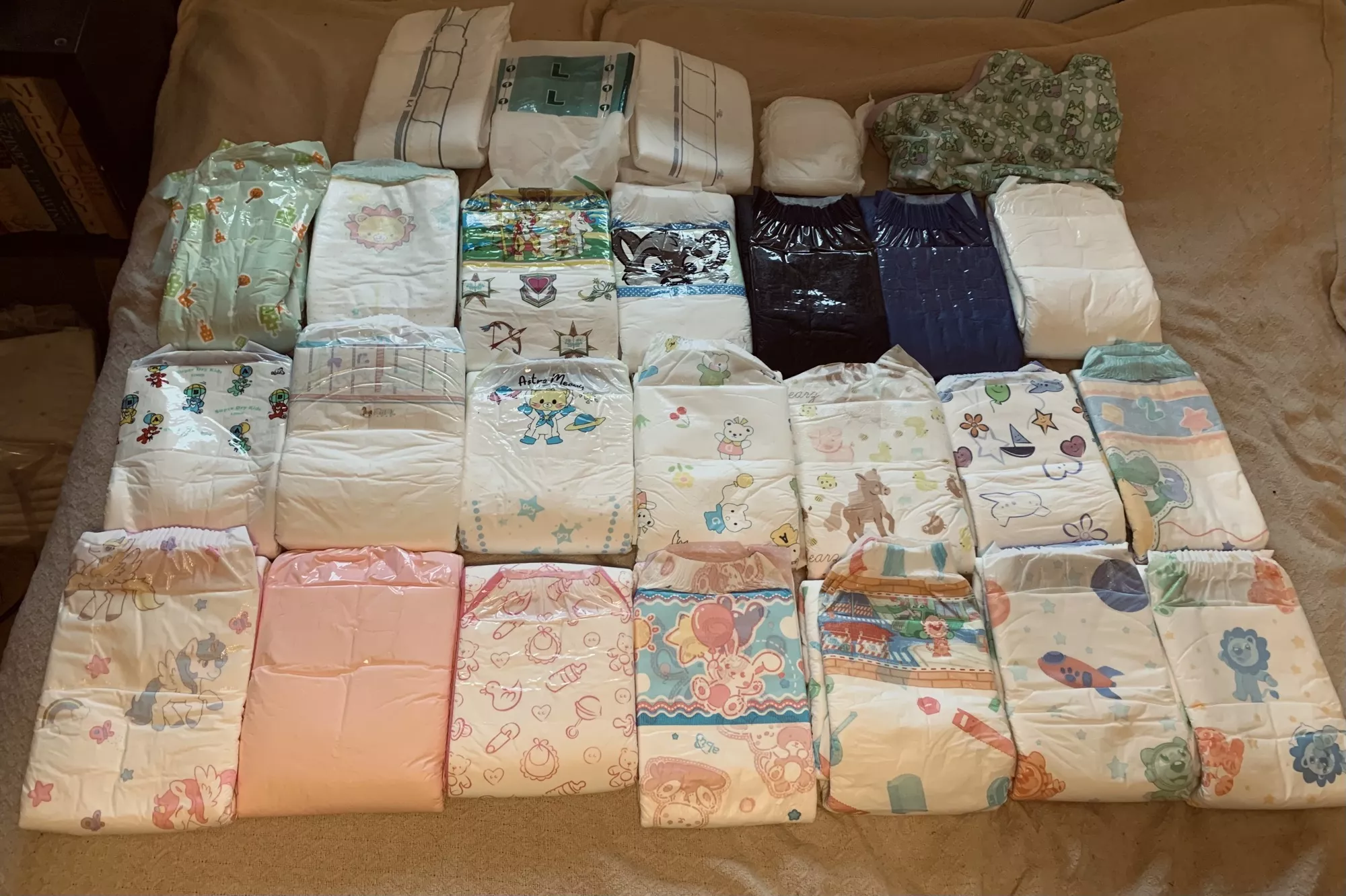 If you had come to me when I started and said that not only would there be a huge variety of adult diapers to choose from, but many are FOR abdl inclined folk? I wouldn’t believe you for a second. And here we are, and it’s friggin amazing.
