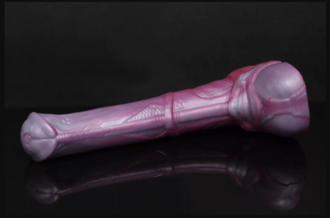 I've been trying to snag this big boy for months and finally succeeded today.