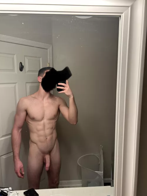 [m] 20 y/o looking for rates - straight