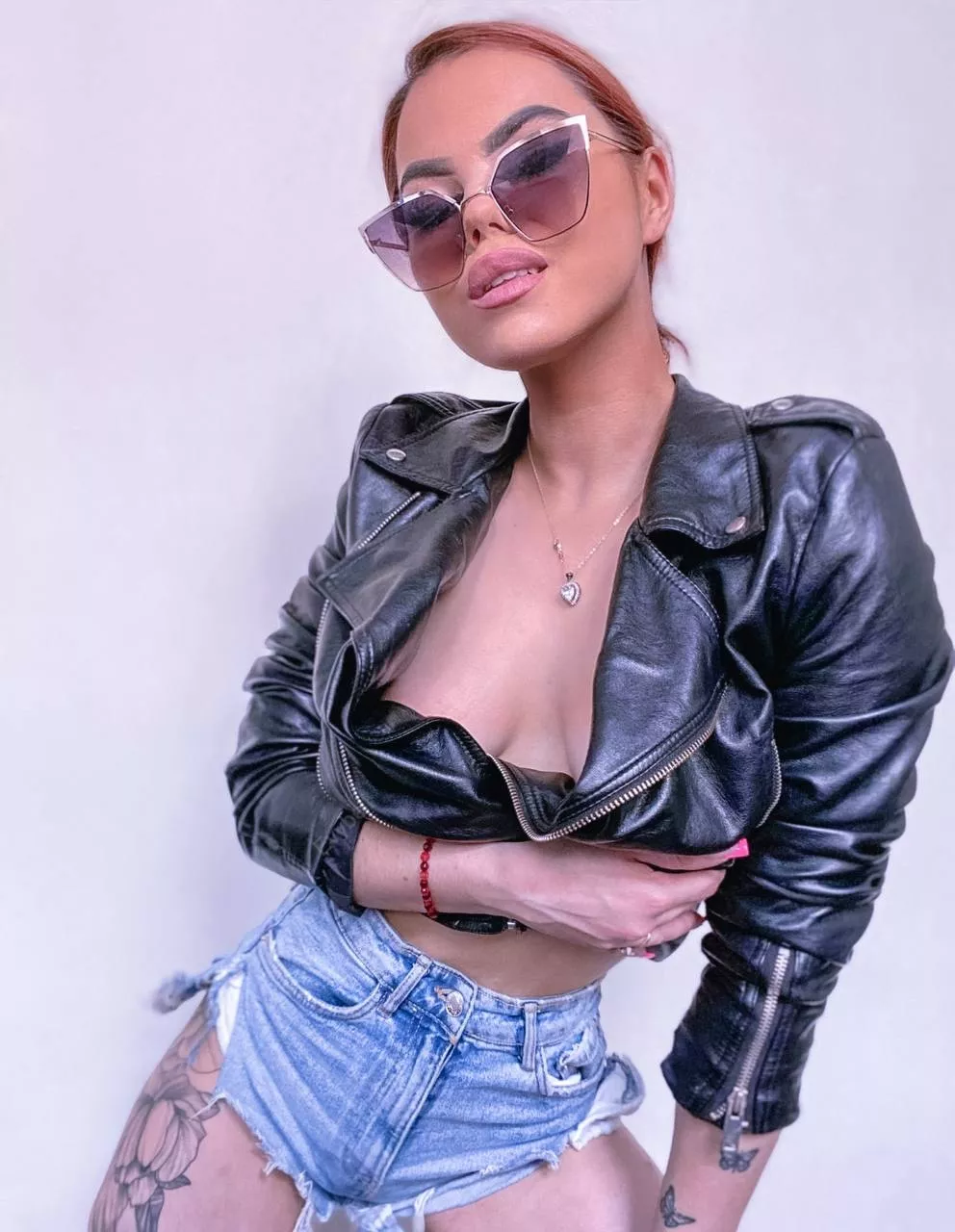 Make me your queen and i'll treat you every day, king.