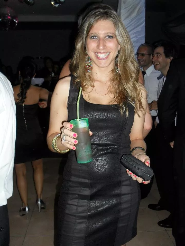 My gf need some hung bulls in her bored life