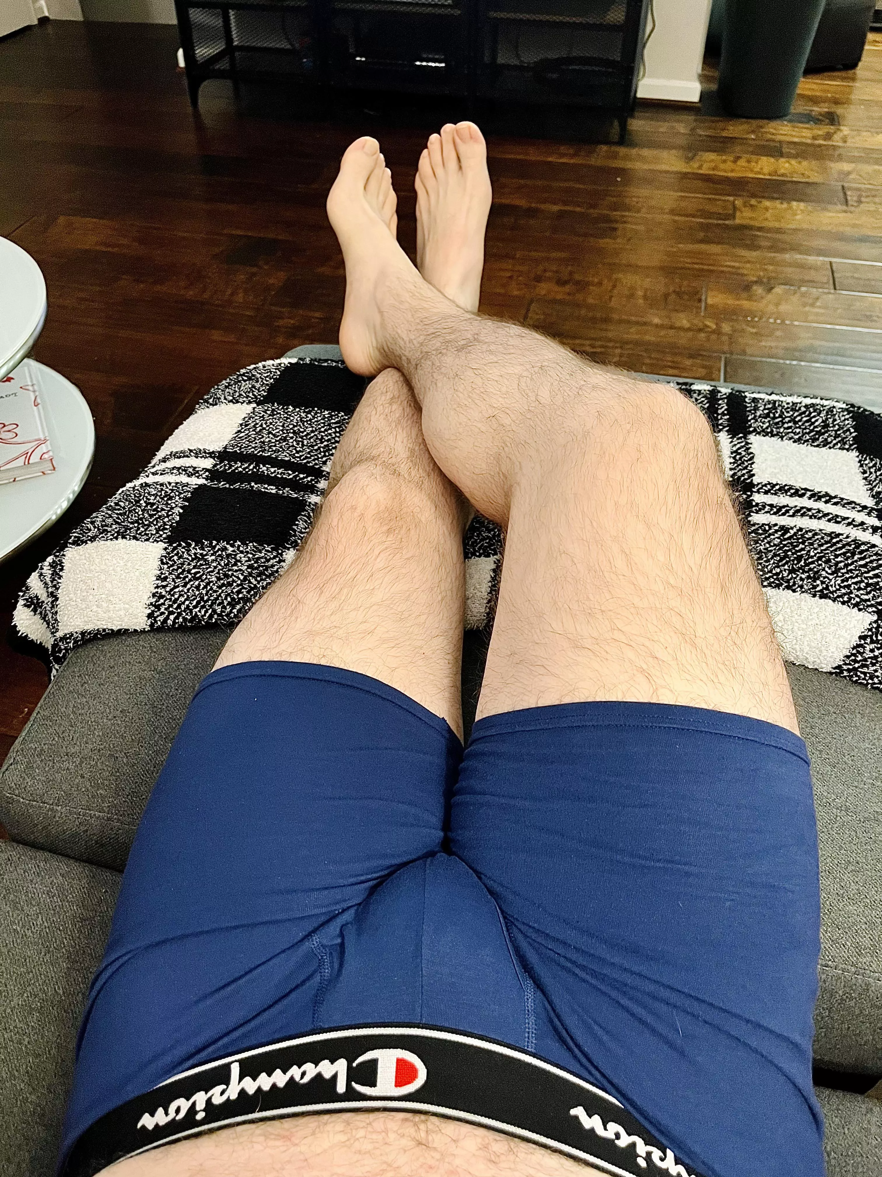 My morning view🦶🏼👌🏽😏
