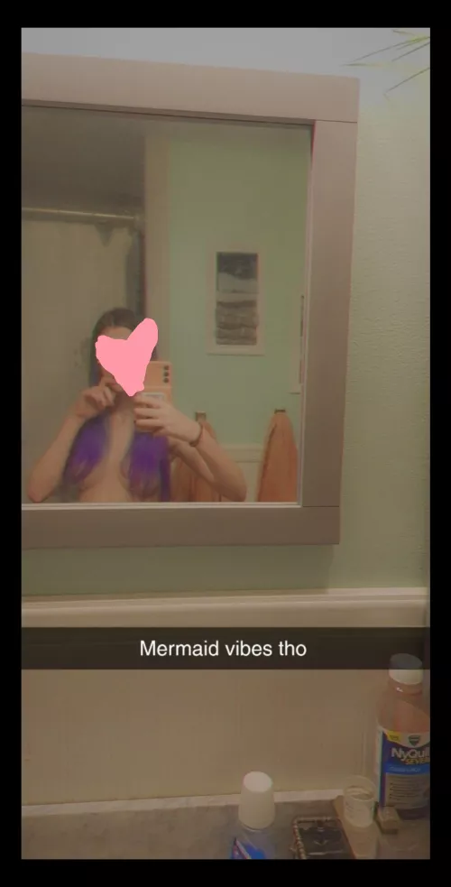 My nsfw side account needs more karma so 🤷‍♀️💓