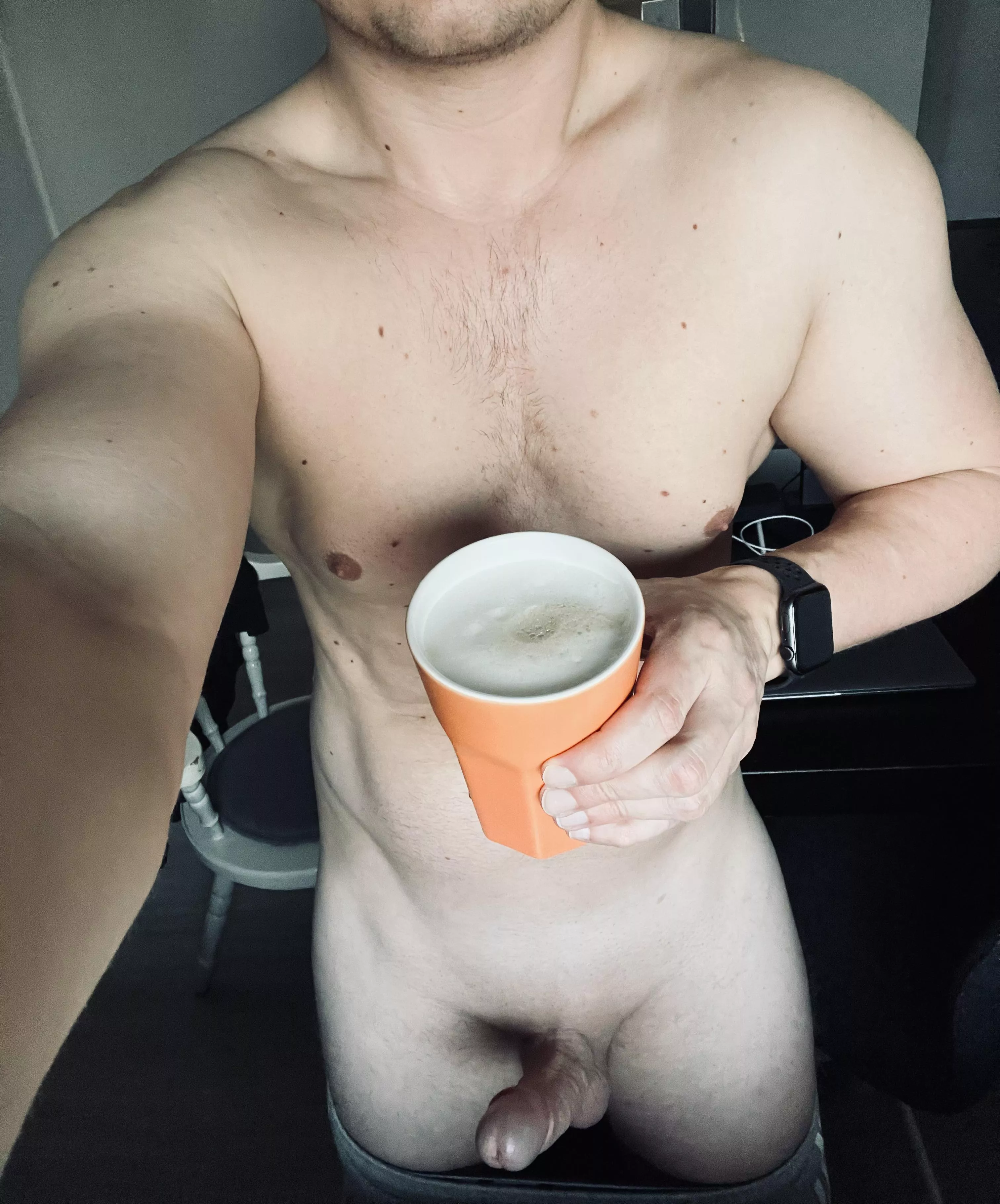 On Saturday mornings I really need something sweet and soft around my lips … ☕️