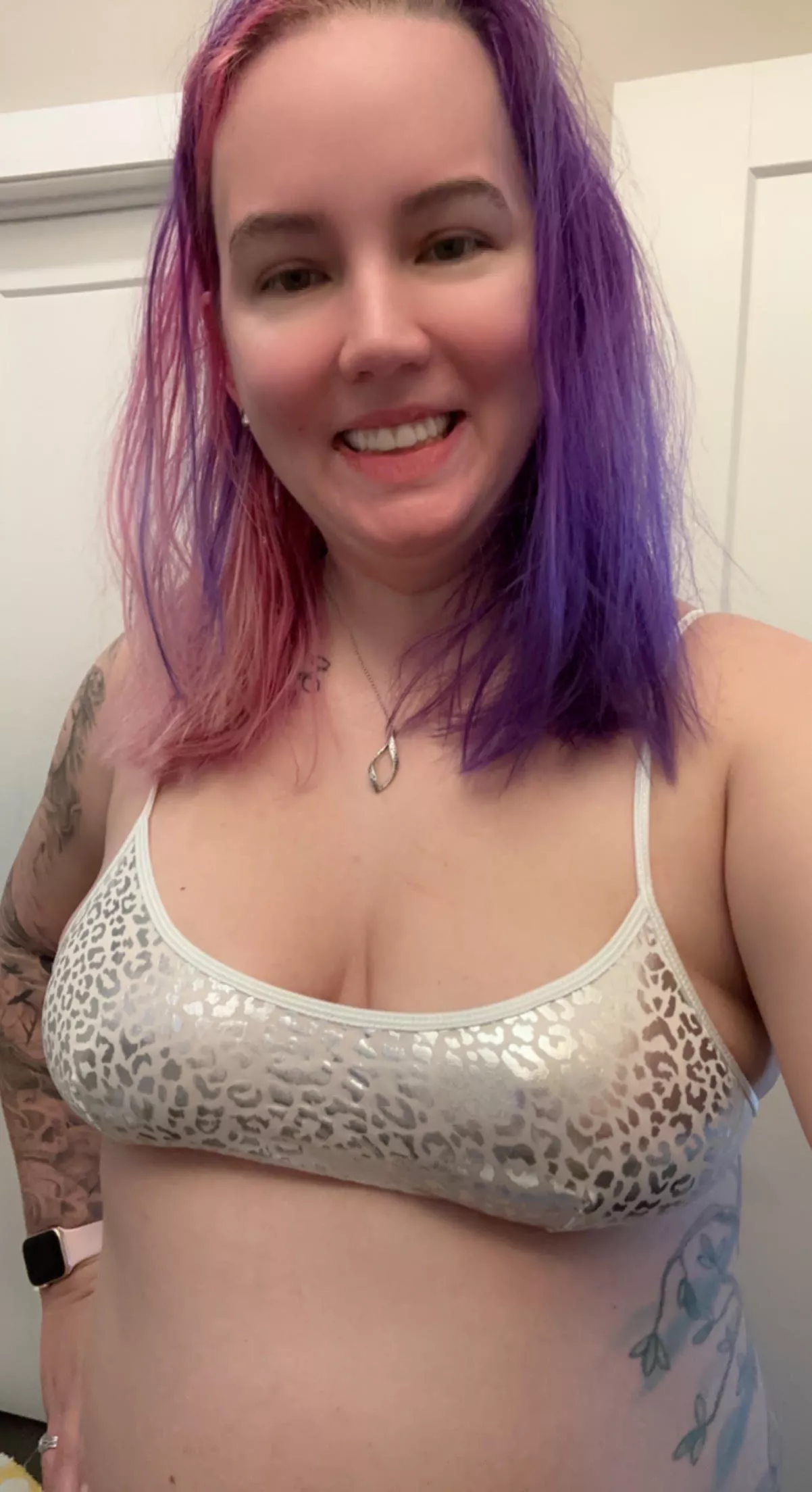 One hour! chaturbate.com/myhusbanddoesntknow