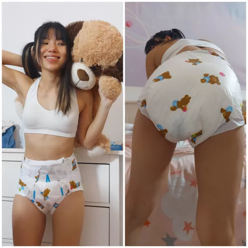 Posing in my poopy diaper makes me so happy 🥰 I'm never able to stop smiling when I do it.