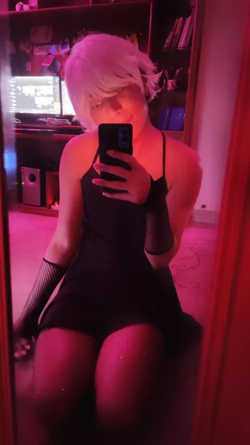 sending some femboy love🖤🖤 uwu