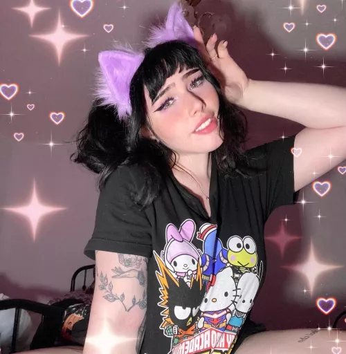 She needs some milk 🥛💦