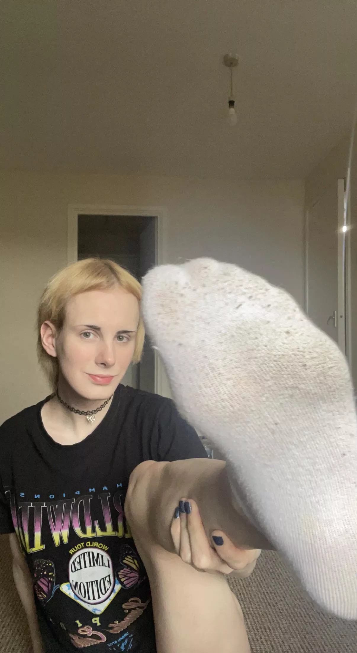 Sniff them right now and stop talking you got work to do 🥰