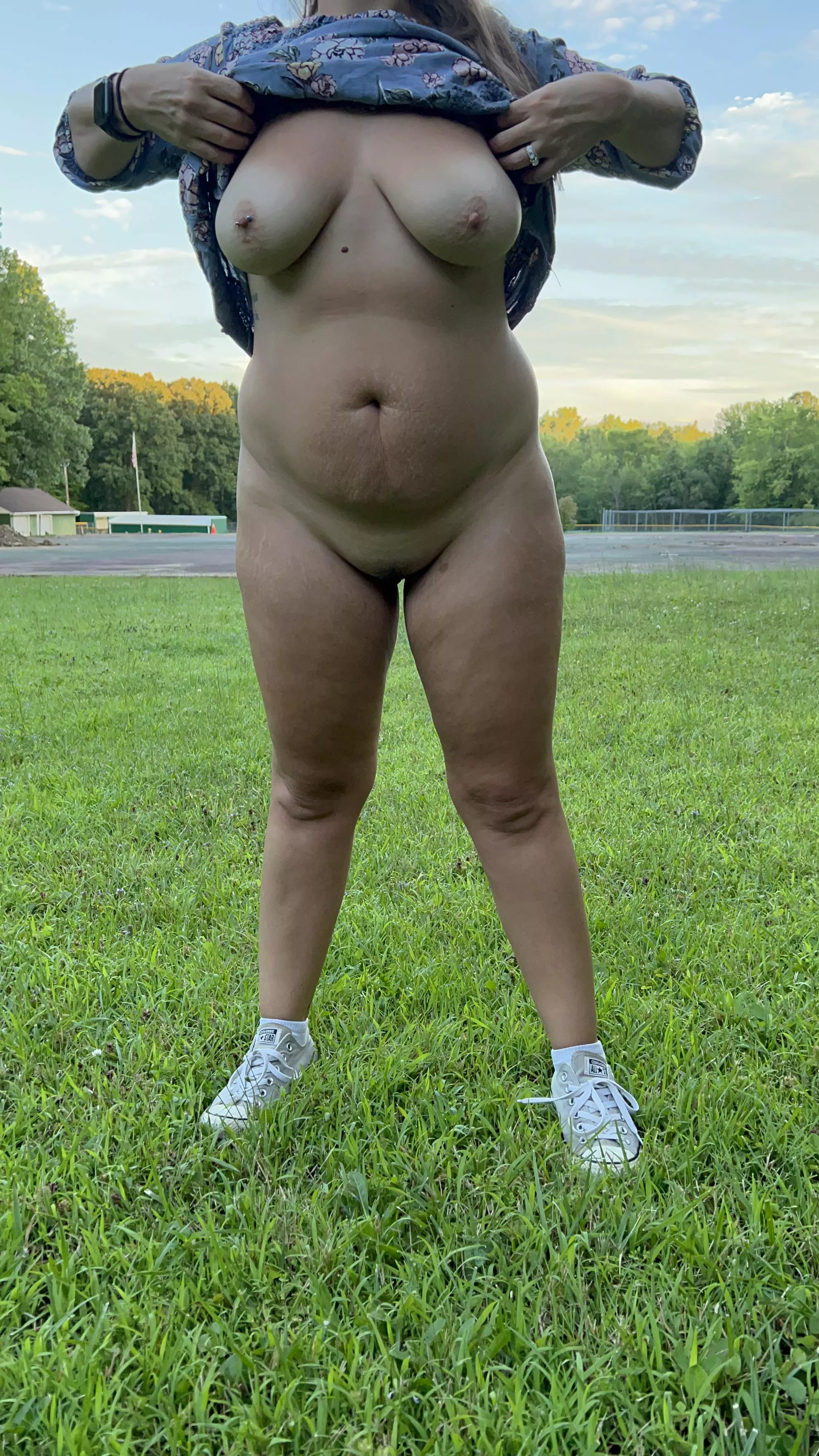 Taking o(f)f my dress outside