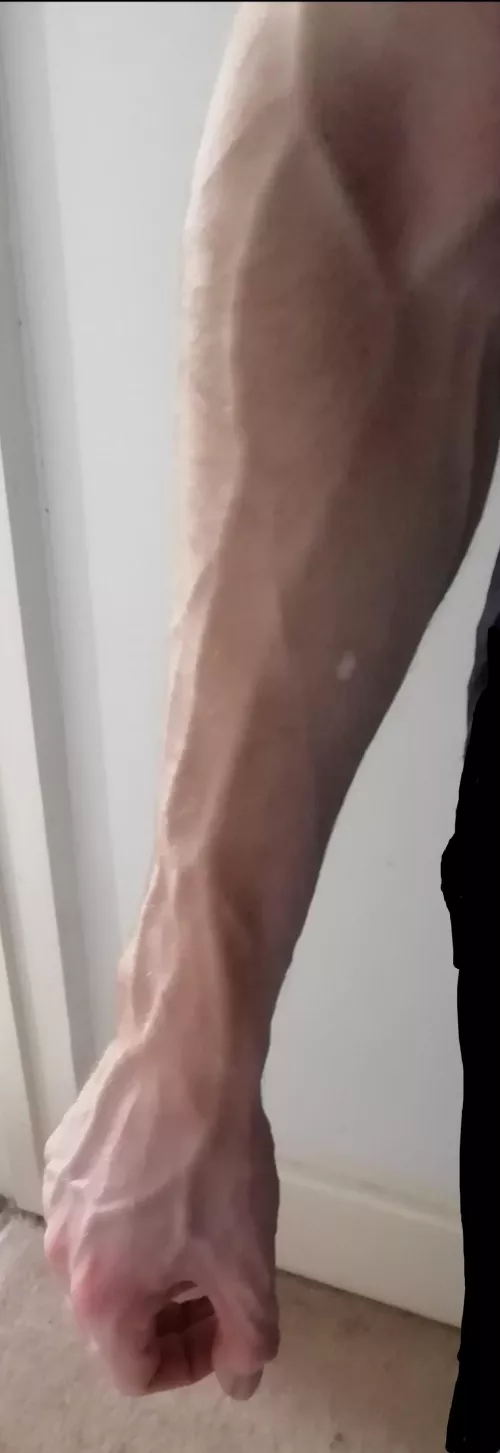 The old grocery handler 🛒