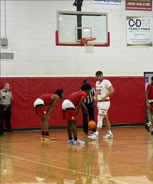 This basketball team's shorts makes it look like they're all wearing diapers