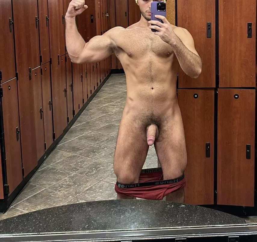 Underwear gets in the way of the progress pics you know?