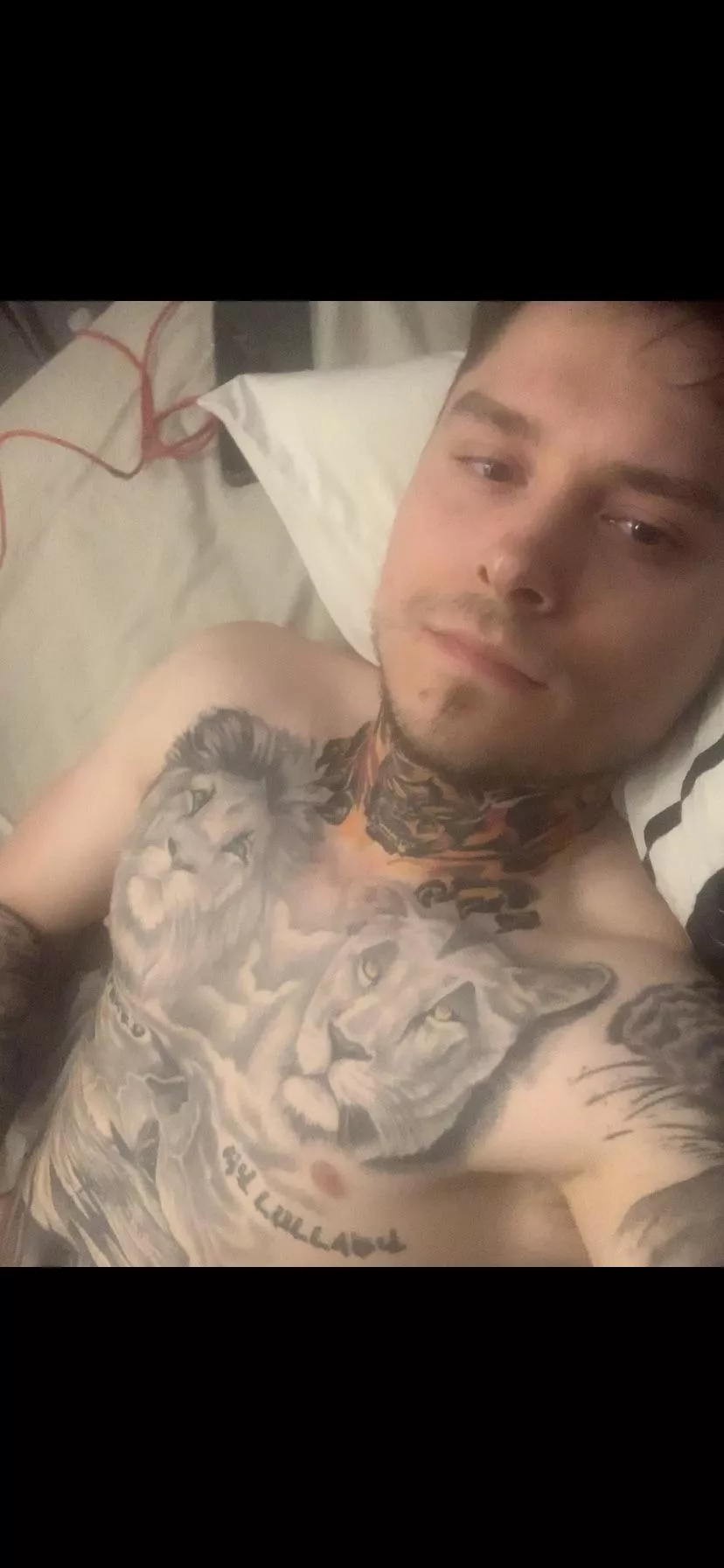 What up y’all sexy fucks