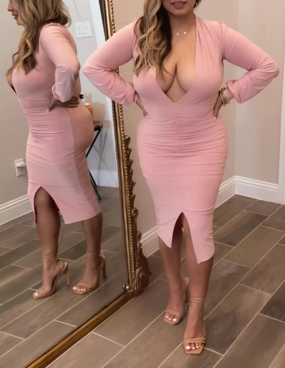 Who doesn’t love anchor tits ⚓️