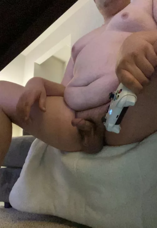 Who wants to play with me?