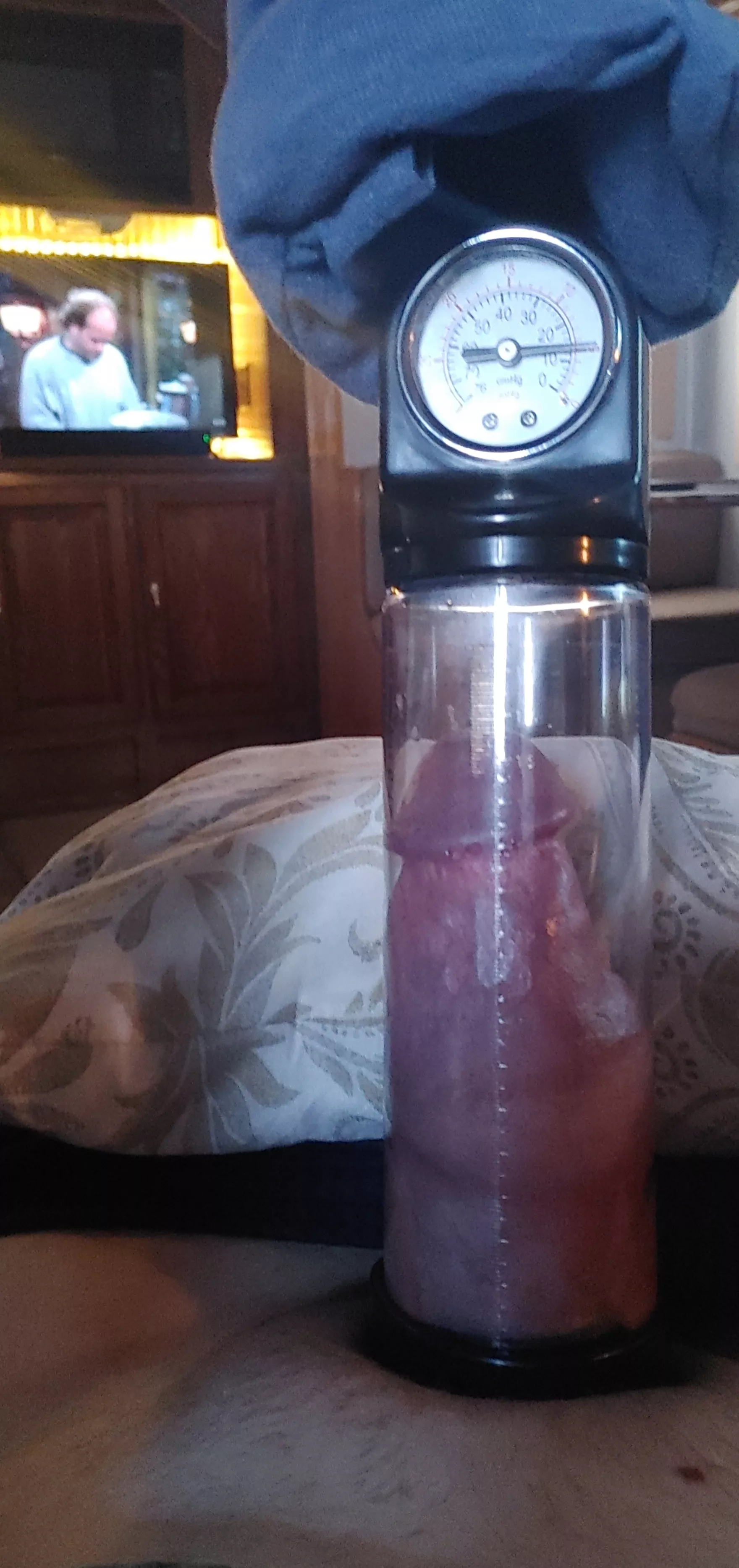 Working in some much needed pump time into my busy schedule 😈