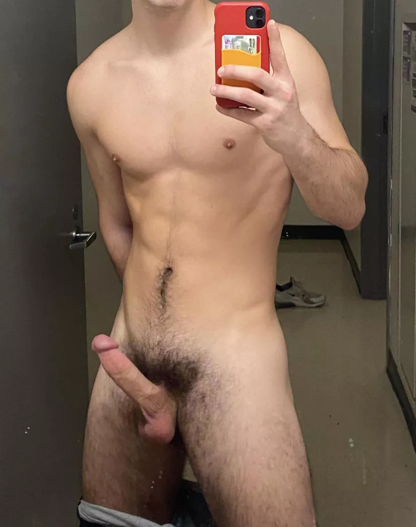 [20] I wanna drop you onto it