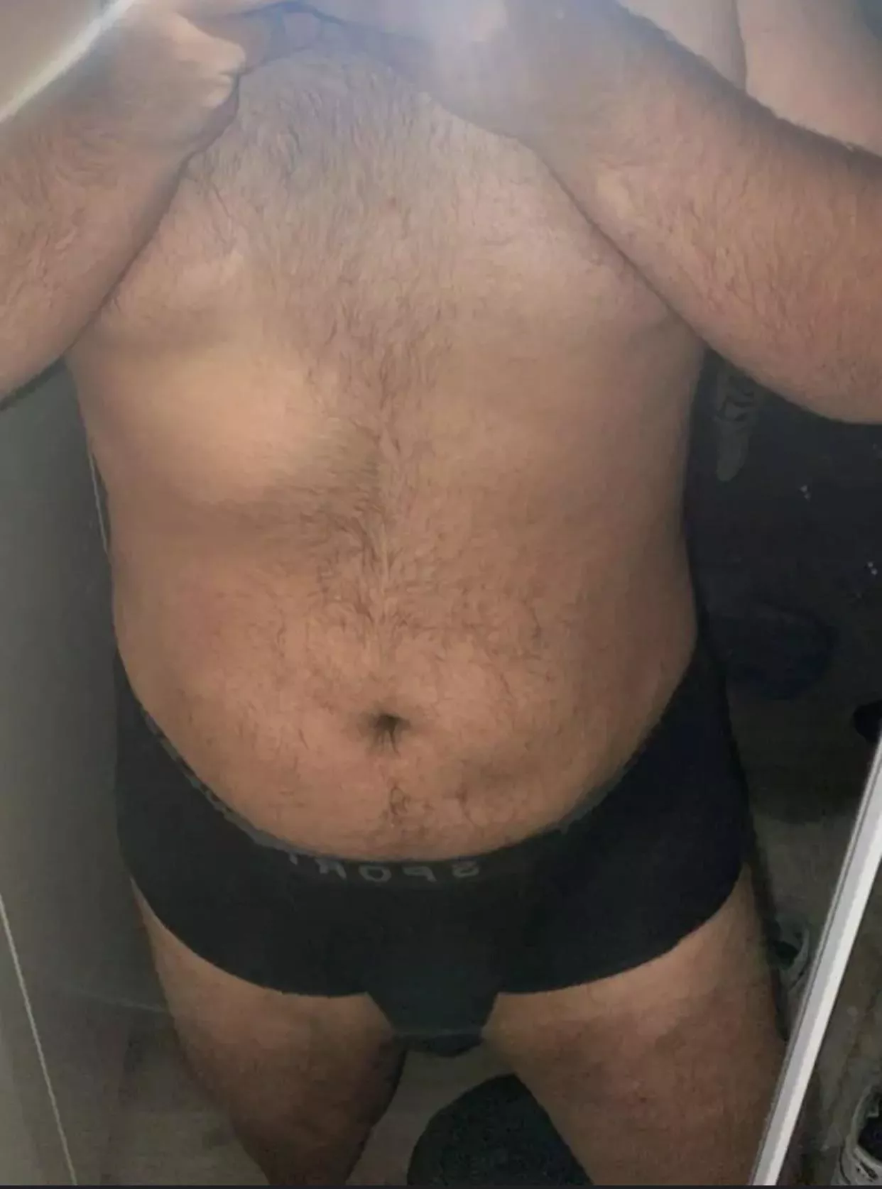 21 bi hairy and verbal dude add me for horny snap, i’m super horny atm into everyone but love hairy and uncut. add me: rafakeeeuuuh