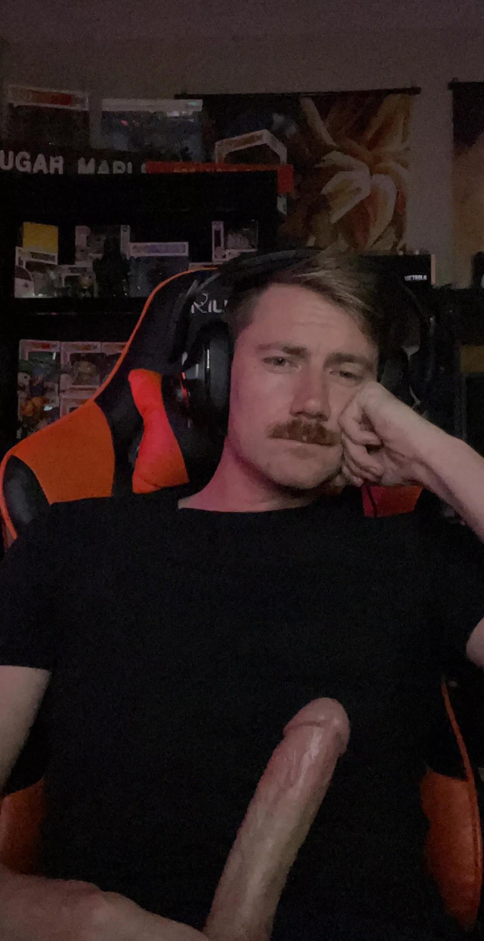 Anyone trying to game?