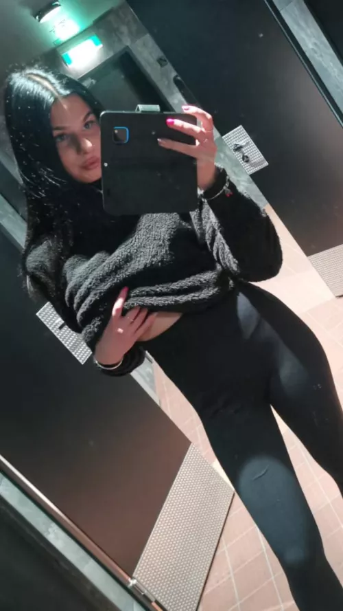 Be erotic to me..please..