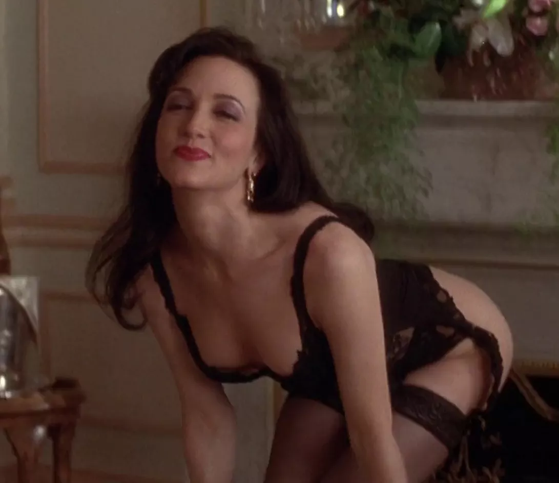 Bebe Neuwirth