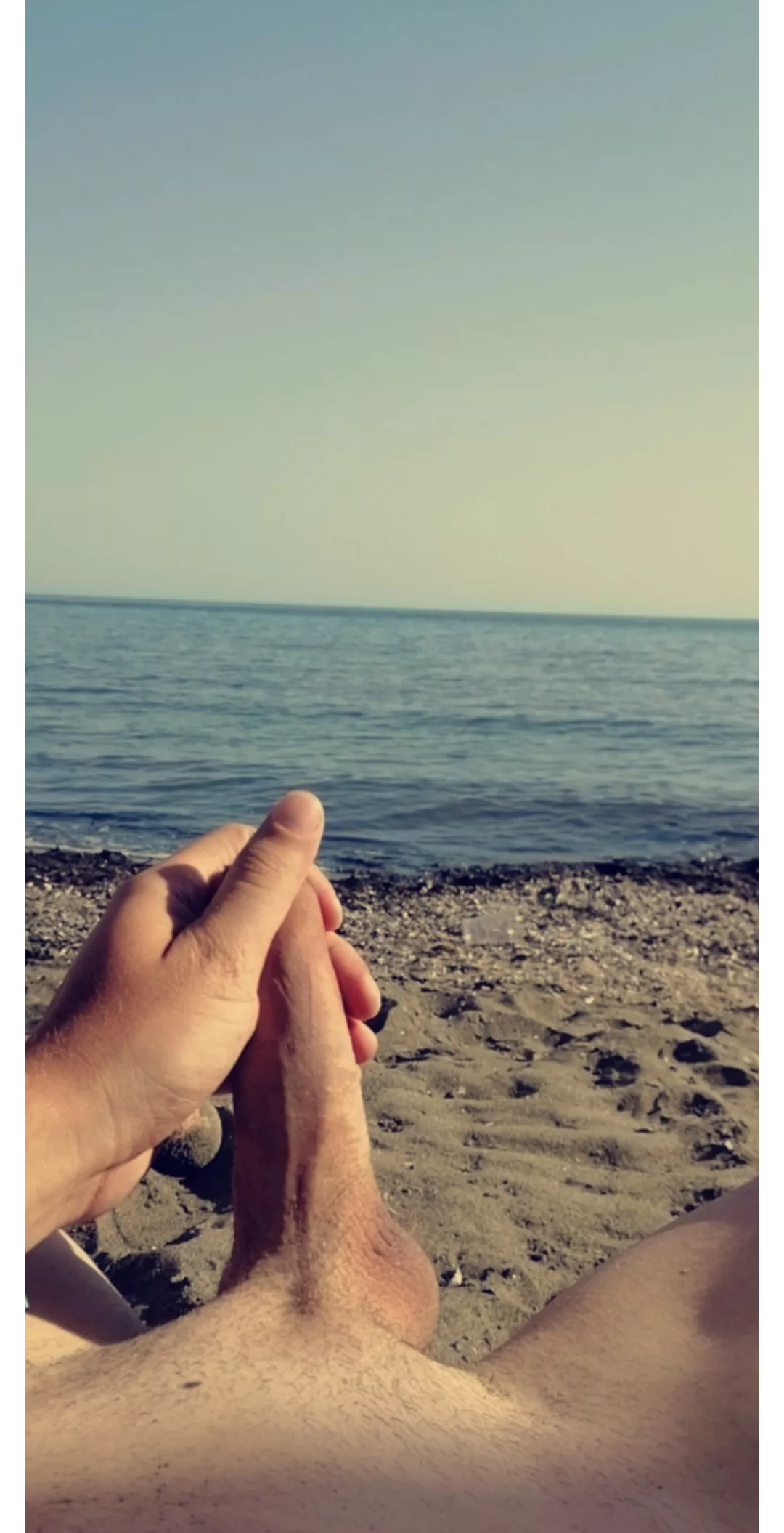 boner on a Greek beach 😎😈