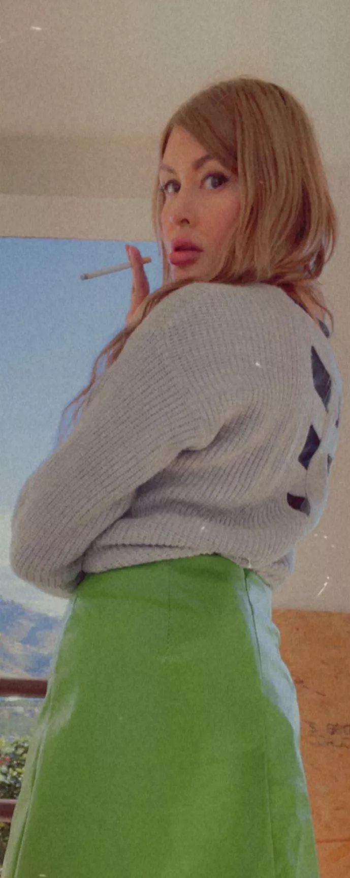 Caught you staring again !