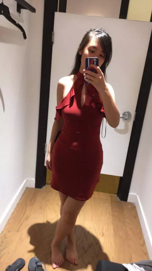 Changing room selfie