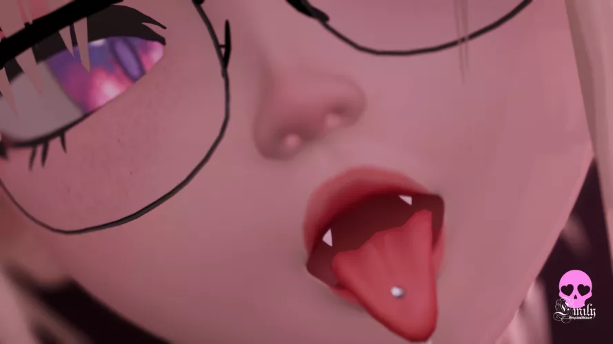 Close up.. any thoughts? https://chaturbate.com/emyliveshow