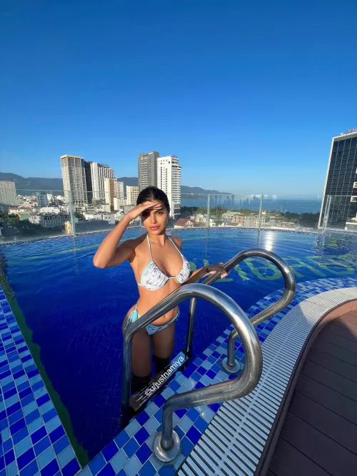 Do you like my bikini?