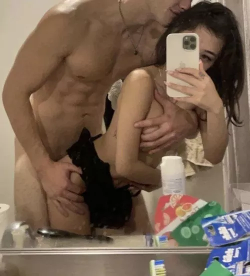 Do you think that I need to send thhis puc to my cuck bf?