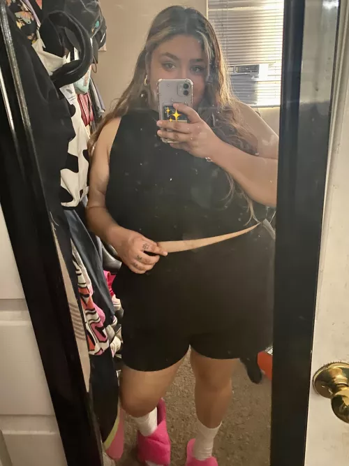 Excuse the dirty mirror, I can be a dirty girl sometimes 🤭