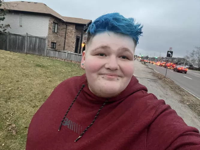 Feeling so bored tonight 😅 so here’s a pic of me🙃