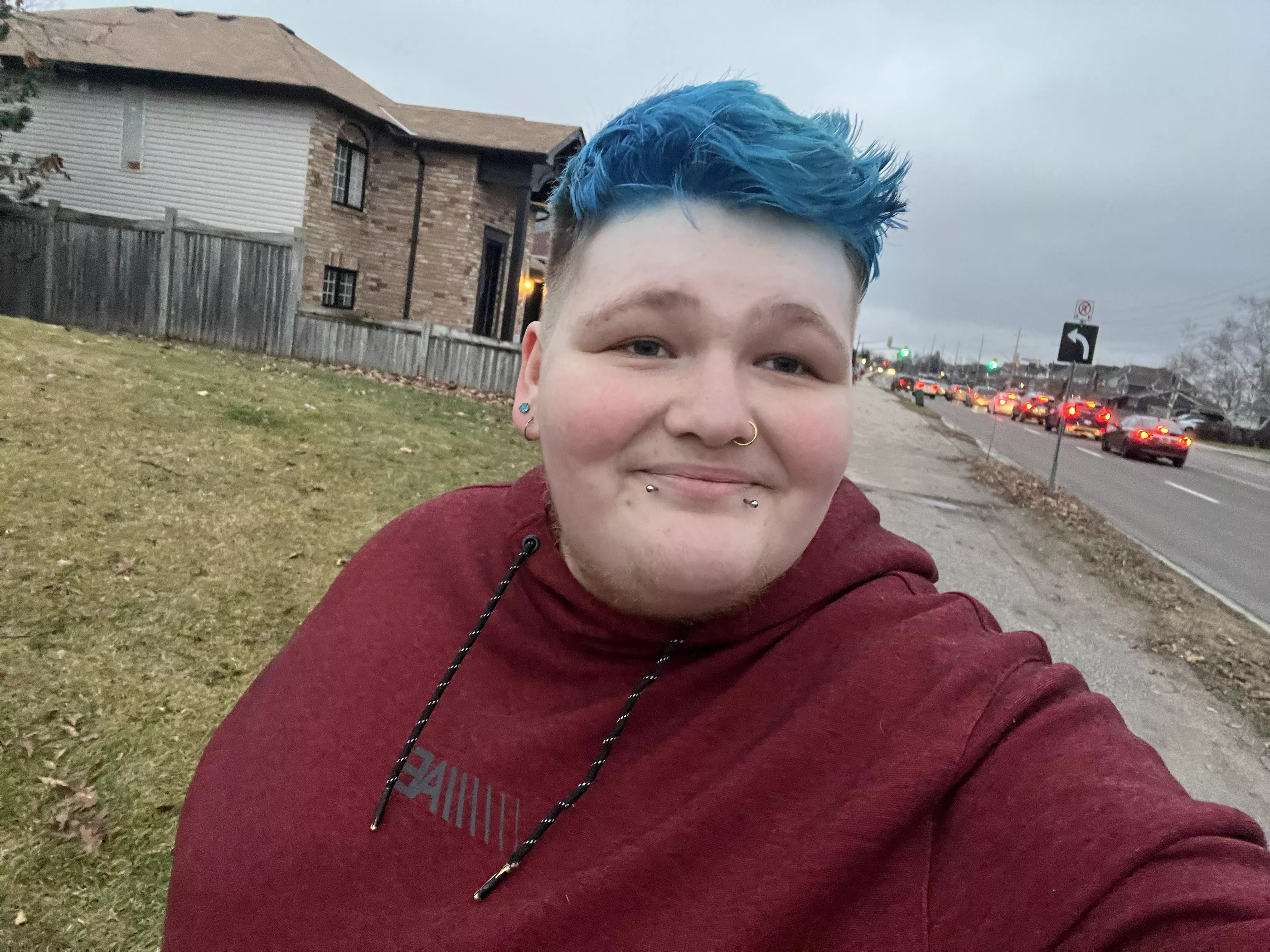 Feeling so bored tonight 😅 so here’s a pic of me🙃