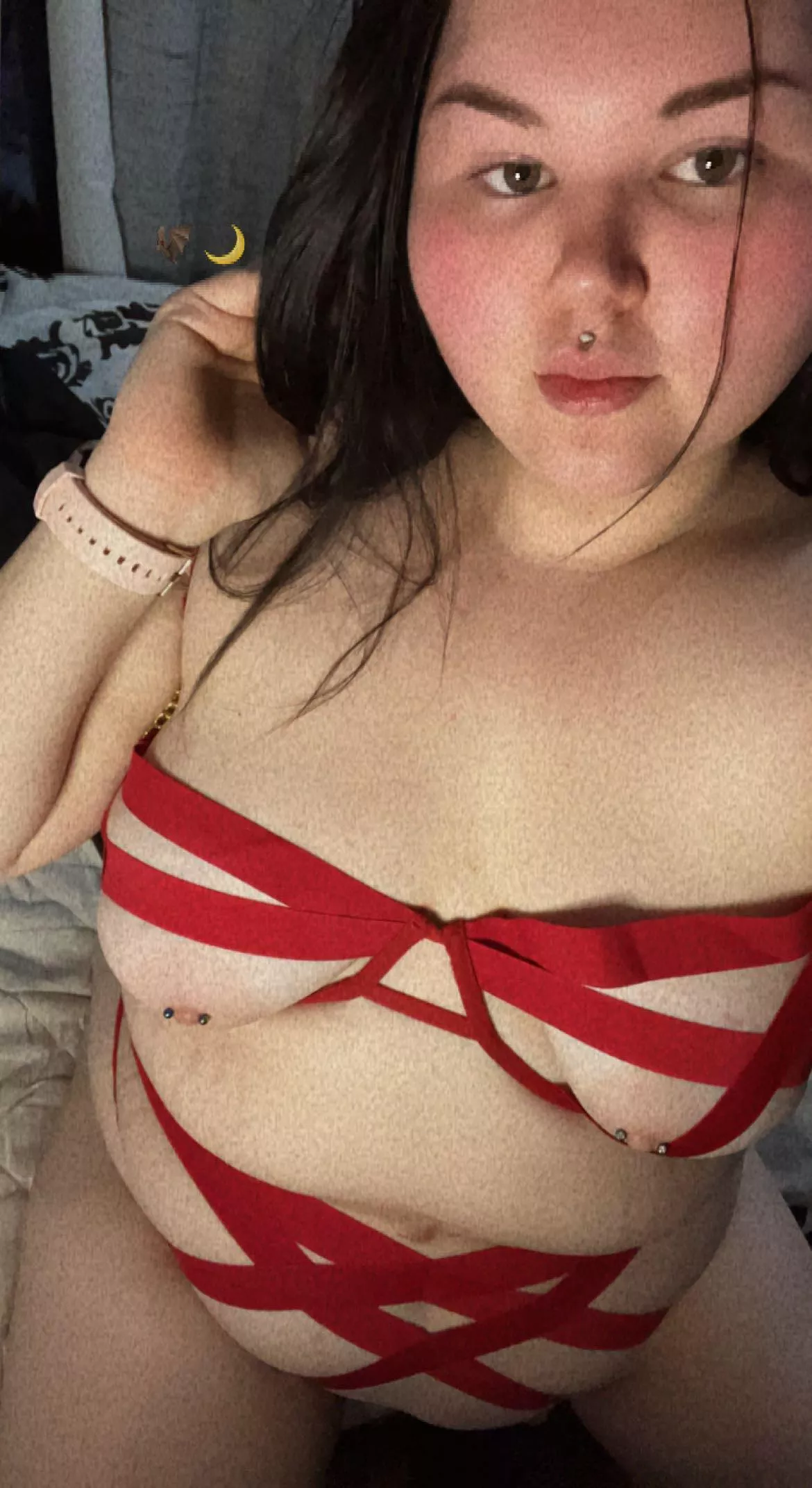 Finish on my face or tits?