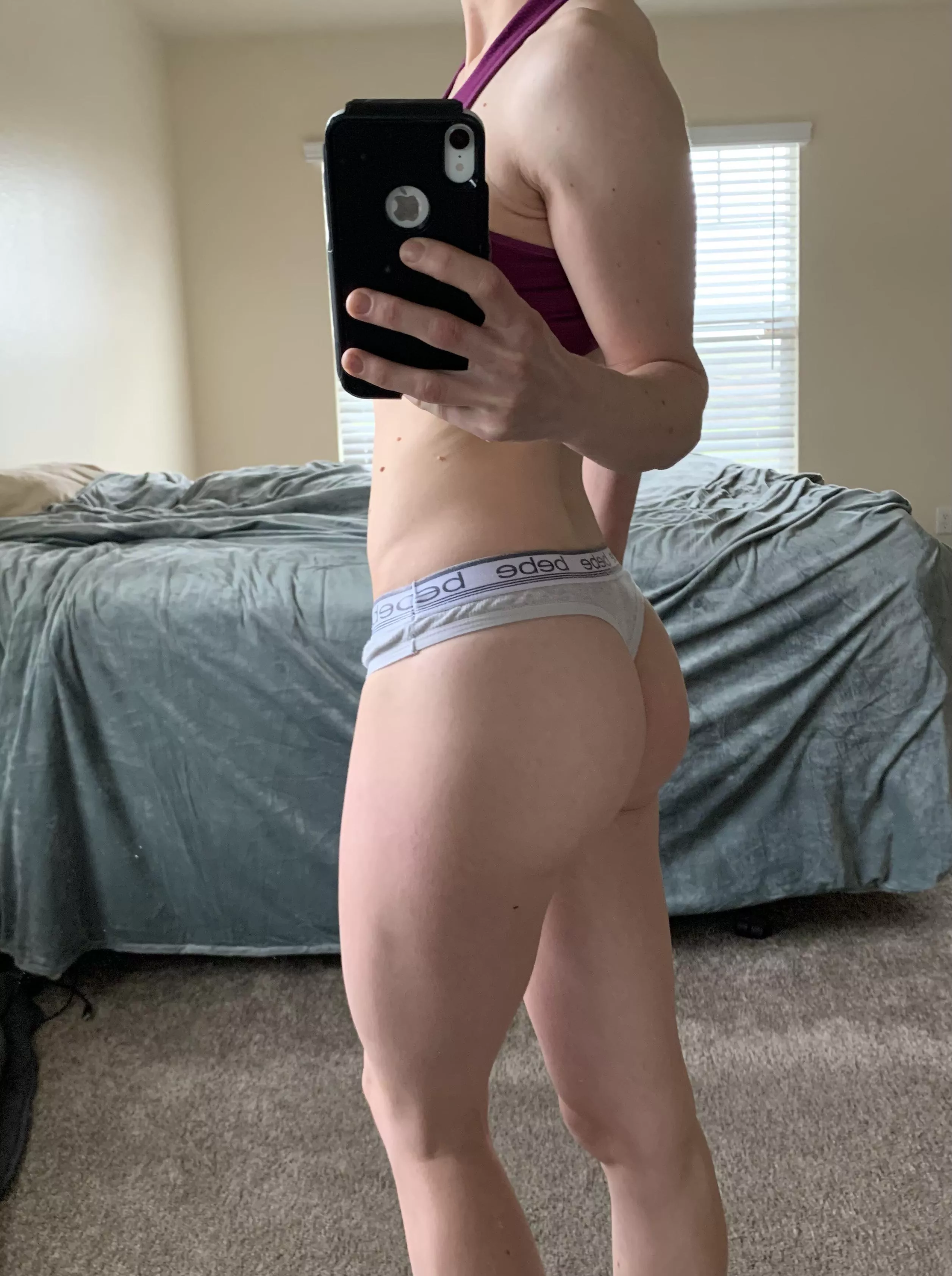 [F]irst bum pic I’ve posted in 6 years