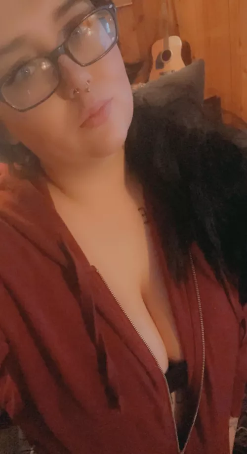 Girls with glasses >>